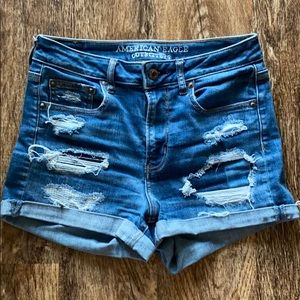 American Eagle Distressed Super Hi-Rise Shortie